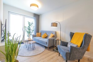 Télévision, livres, chaßne hi-fi