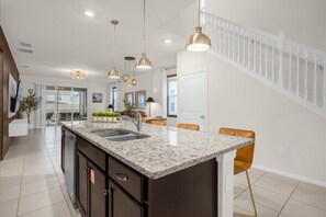 Interior - 7 Bedrooms/ 6 Bathrooms/ Windsor Island (3433 LW) (Davenport)