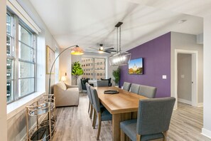 Dining - 4BD Oasis - Steps to French Quarter (New Orleans)
