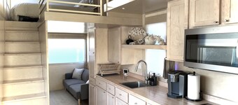 Tiny Home near Grand Canyon with 2 Lofts, Sleeps 5