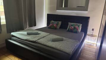 3 chambres, bureau, fer et planche Ă repasser, Wi-Fi gratuit