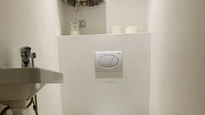 Uklassifisert bilde, 5 av 14, knapp