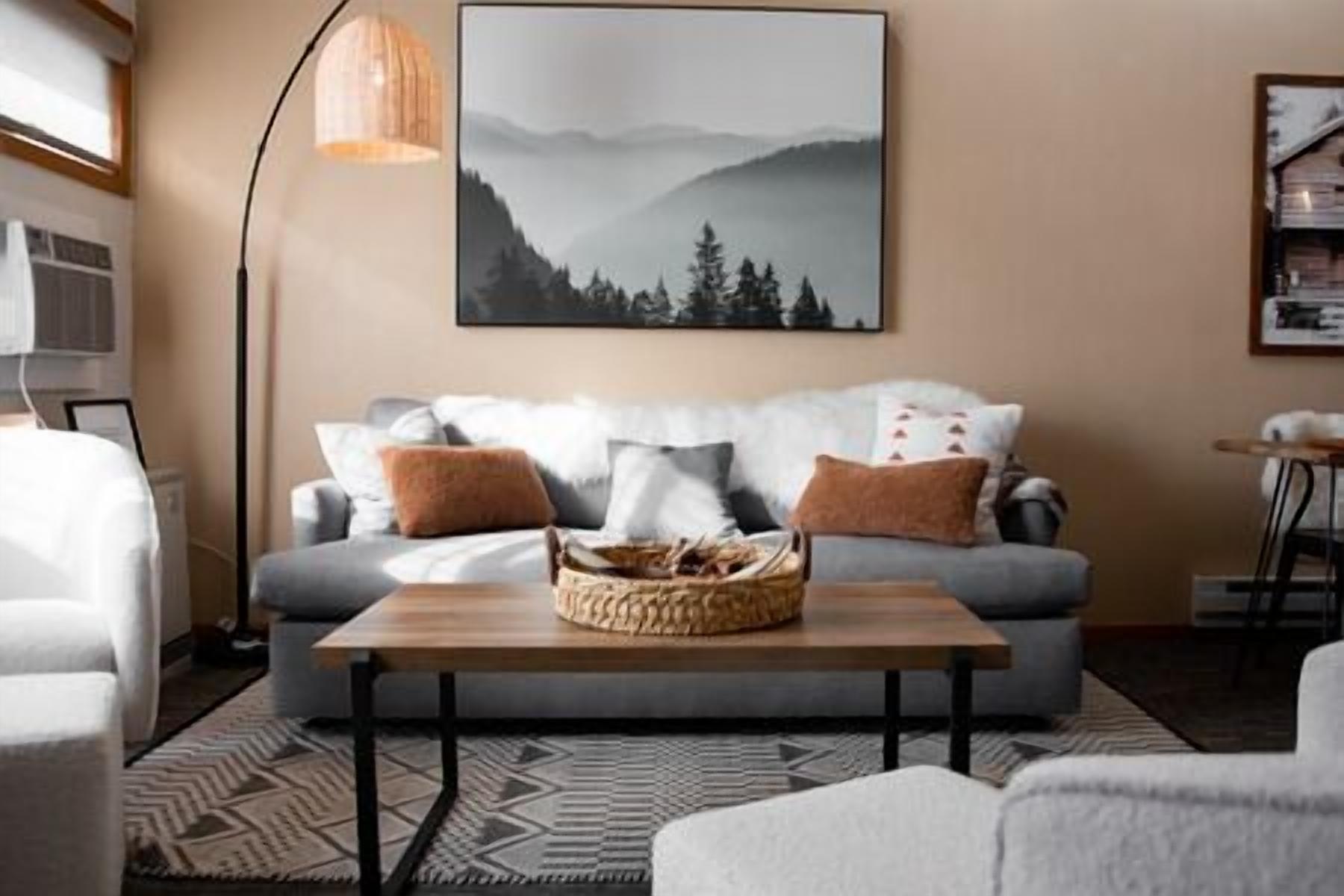 Slope-side Serenity: Cozy Condo on the North Shore