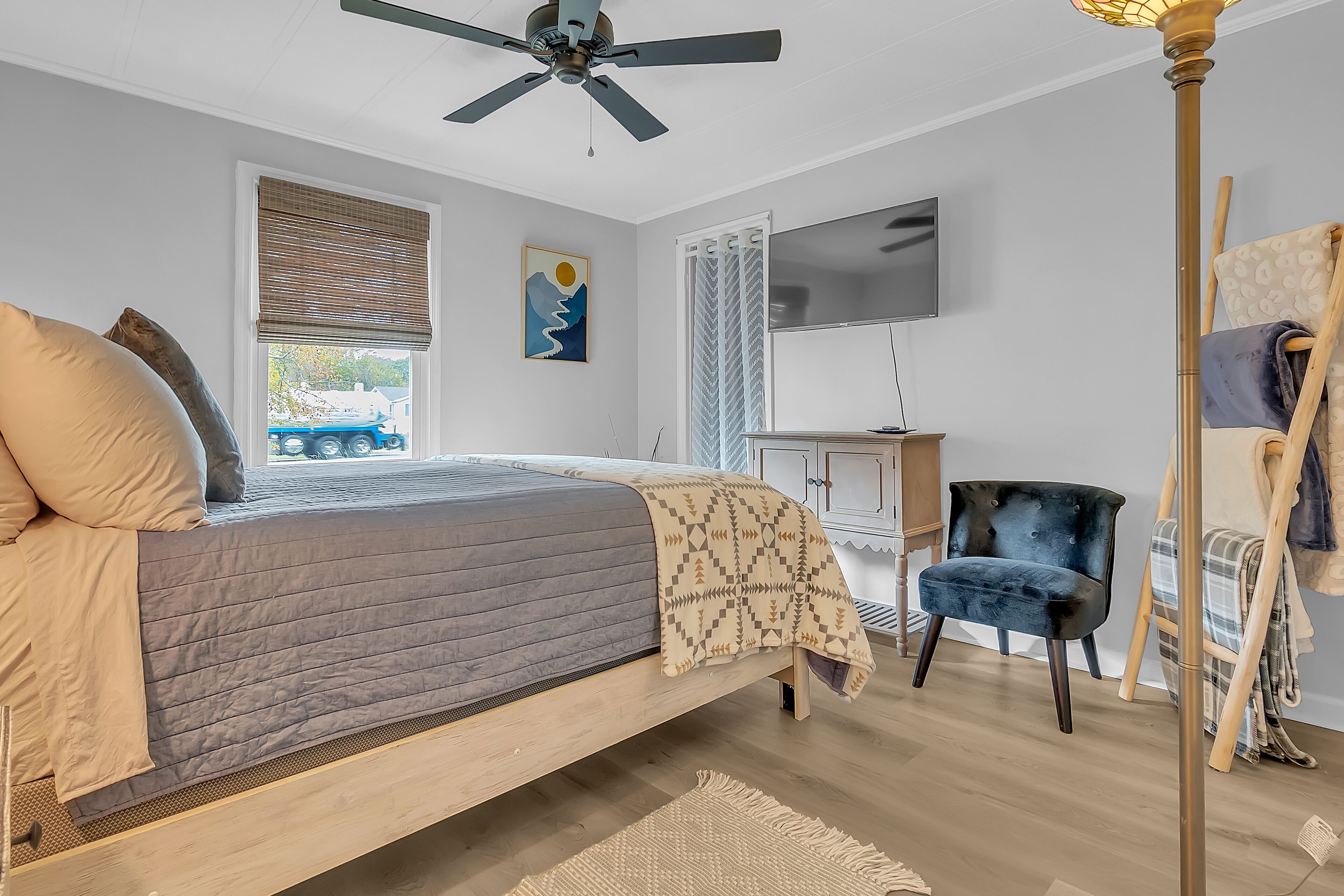 3 bedrooms, iron/ironing board, travel crib, free WiFi