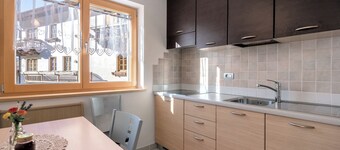 Farmhouse 'Innerjerberhof Sunnseit' with Mountain View, Shared Terrace and Wi-Fi