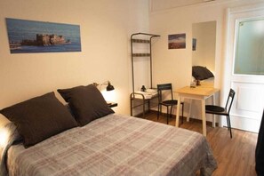 1 Schlafzimmer, Bügeleisen/Bügelbrett, Reisekinderbett, WLAN