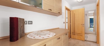 Farmhouse 'Innerjerberhof Neiderseit' with Mountain View, Shared Terrace and Wi-Fi