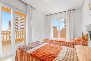 3 bedrooms, iron/ironing board, free WiFi, bed sheets - Apartment 'Castillo De Mar F3 Torre Sur 1b' with Sea View, Shared Pool and Wi-Fi (La Manga del Mar Menor)