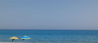 Apartment 'Tra Ulivi E Mare' with Shared Garden, Wi-Fi and Air Conditioning