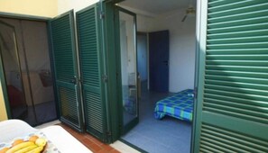 1 quarto, Wi-Fi de cortesia, roupa de cama