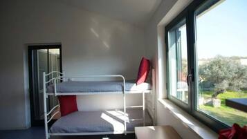 1 habitación, wifi gratis y ropa de cama