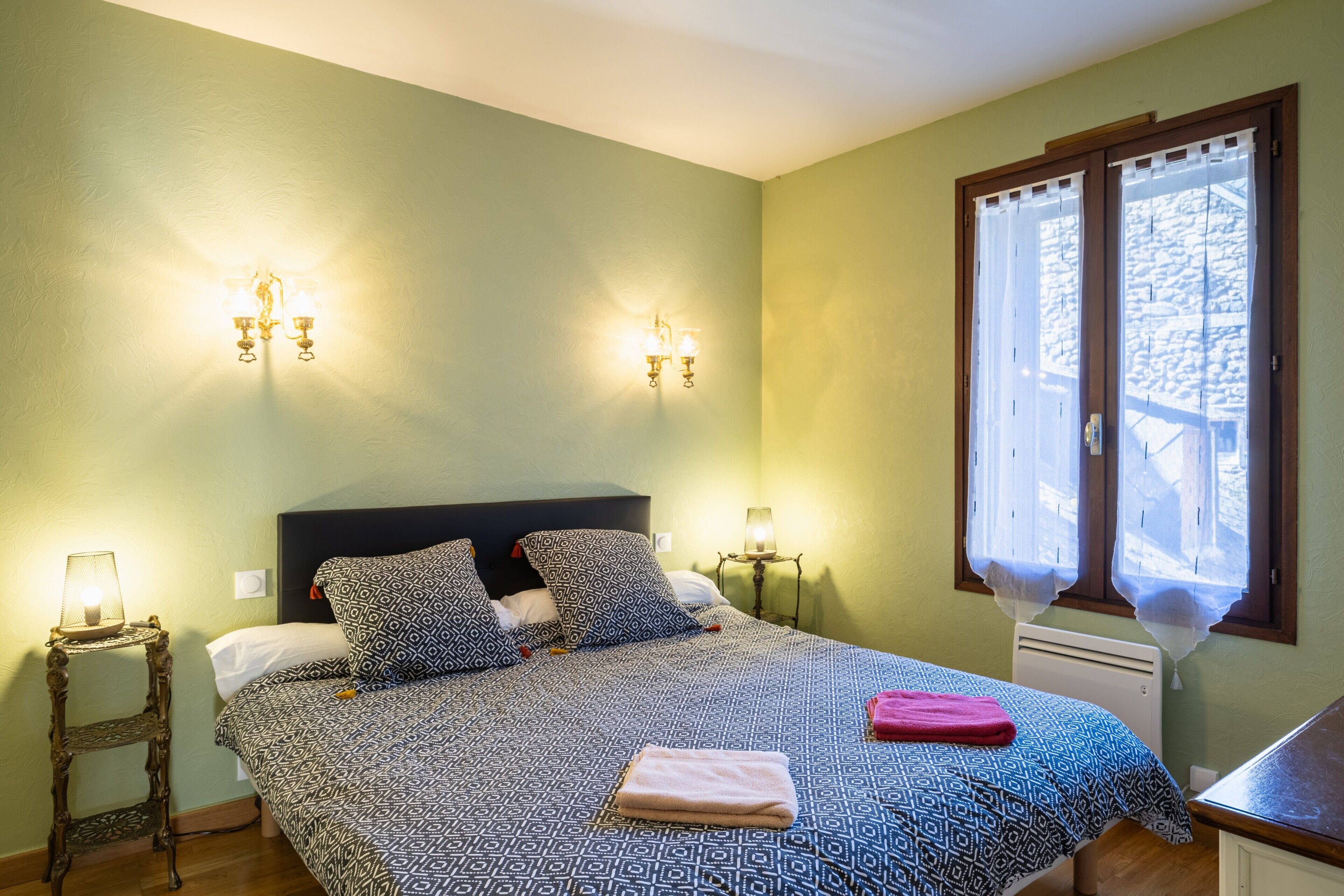 2 chambres, Wi-Fi gratuit, draps fournis
