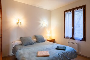 2 bedrooms, free WiFi, bed sheets