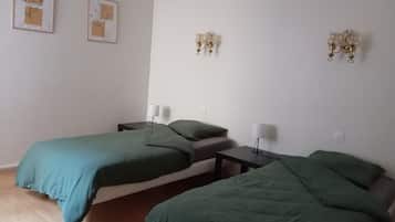 2 bedrooms, free WiFi, bed sheets