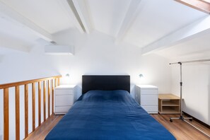 2 chambres, fer et planche à repasser, Wi-Fi gratuit, draps fournis