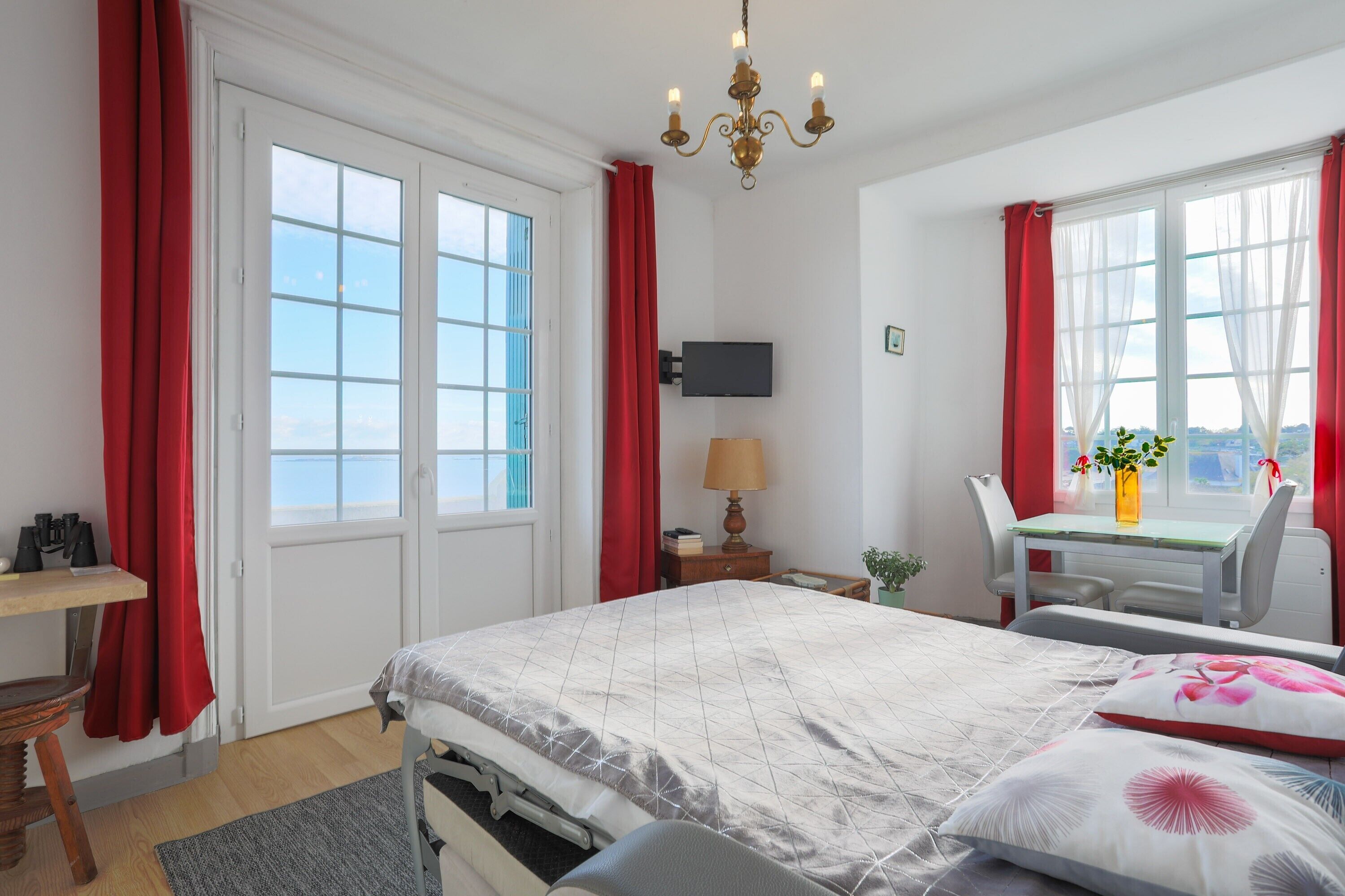 Een strijkplank/strijkijzer, gratis wifi