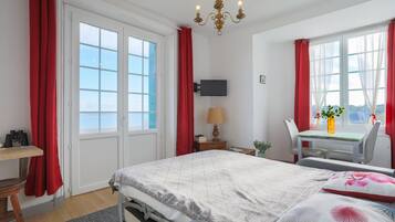 Een strijkplank/strijkijzer, gratis wifi