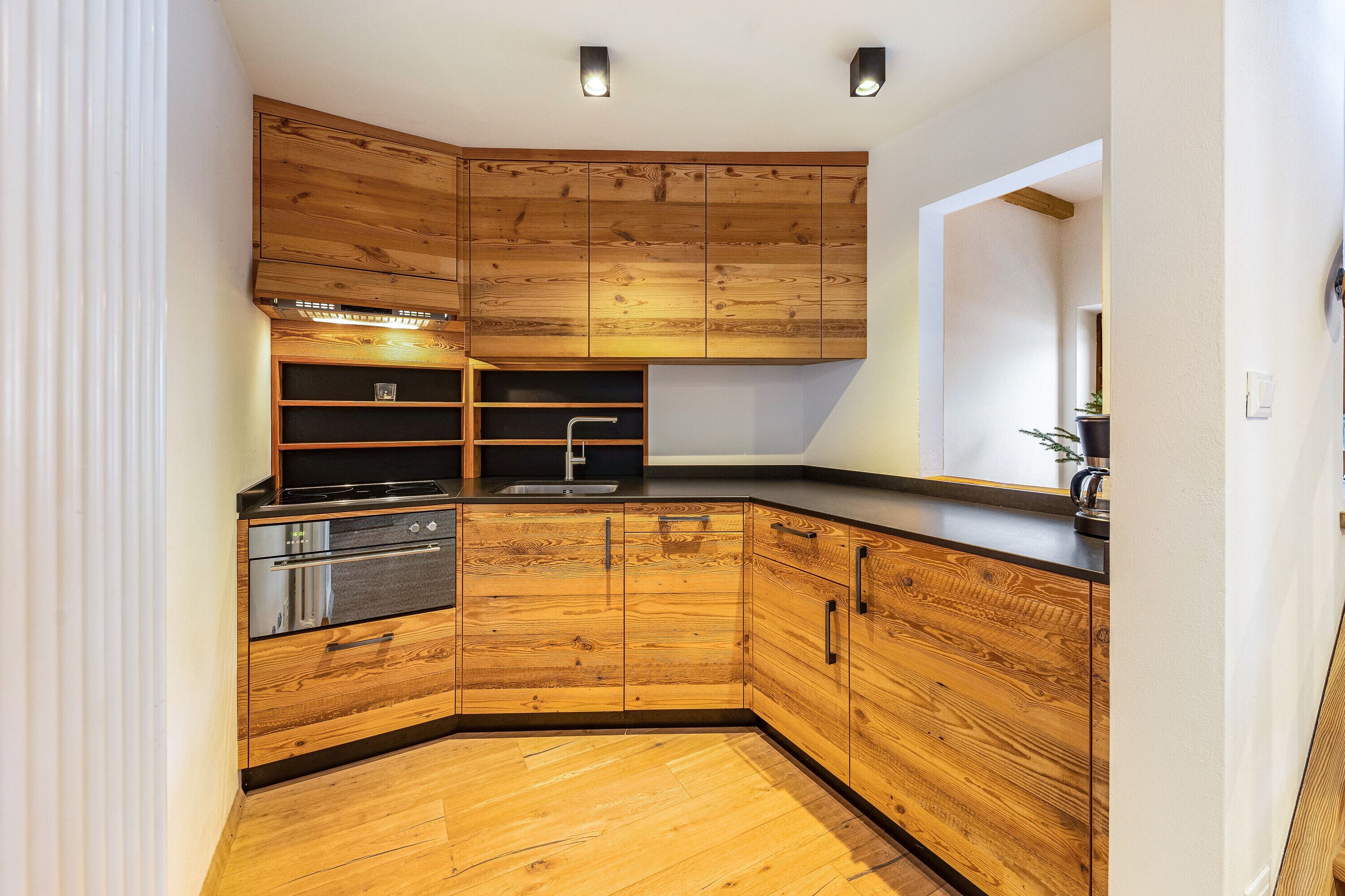 Refrigerador, horno, parrilla de estufa y lavavajillas 