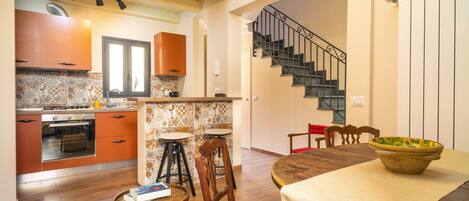 Réfrigérateur, four, plaque de cuisson, lave-vaisselle