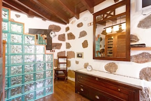 Unclassified image, 3 of 26, button - Country House 'Bentayga Sensation' with Private Jacuzzi (La Solana Las Palmas)