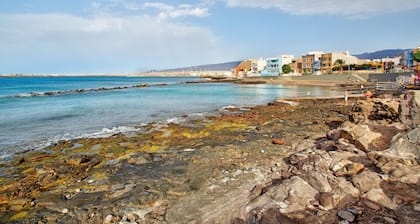 Vacation Home 'Sunrise Arinaga' with Wi-Fi