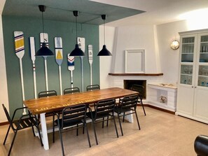 Dining - Holiday Home "Lola's Beach House" with Sea View, Private Pool & Wi-Fi (Calafell)