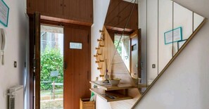 Interior - Holiday Home 'Perugia Centrale Via Del Toppo' with Private Garden and Wi-Fi (Perugia)