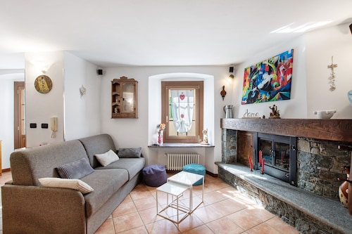 Ferienwohnung 'Nel Borgo Di Chatillon' mit Balkon und WLAN