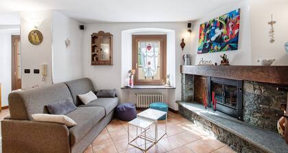 Ferienwohnung 'Nel Borgo Di Chatillon' mit Balkon und WLAN