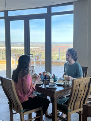 Restaurant - Bhalil Farm House (Bhalil)