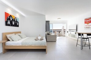 Strykejern/-brett, wi-fi og sengetøy