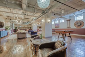 Games room - Amyfinehouse | Free Breakfast + Valet + Walk to Events (Dallas)