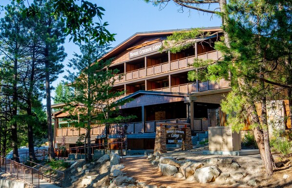 Front of property - Mount Lemmon Lodge (Mount Lemmon)
