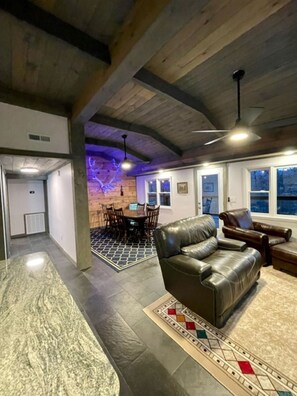 Interior - Luxury Cabin on 4 Private Acres ~ Arts & Crafts Community ~ Old Chapel Way (Gatlinburg)