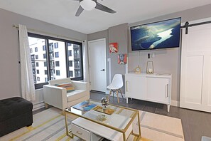 Smart TV, fireplace, music library