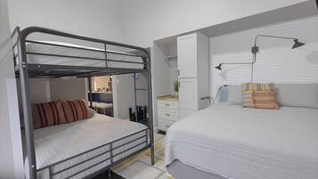 2 bedrooms, desk, travel crib, free WiFi