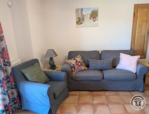 TV, table tennis - Le Cottage Chalaron - Echalas (ECHALAS)