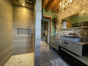 Shower - Maison Mado-lily - Bidos (BIDOS)