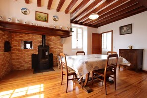 تناول الطعام