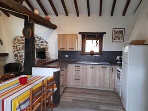 Kühlschrank, Mikrowelle, Geschirrspüler