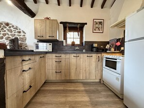 Refrigerador, microondas y lavavajillas 