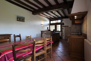 Dining - Zamatelua 2 - Sare - Gîte (SARE)