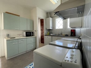 Fridge, microwave, dishwasher - LACAZE-BUSQUET - GELOS (GELOS)