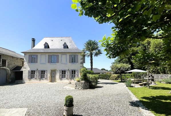 Exterior - Chez Bacabara - Boeil-bezing (BOEIL-BEZING)