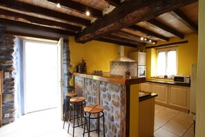 Fridge, microwave, oven, dishwasher - Hargina-behere - Lasse (LASSE)