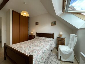 2 bedrooms