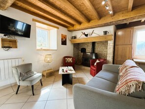 TV - Lauseig - Lourdios Ichere (LOURDIOS ICHERE)