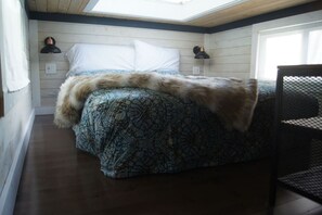 1 soverom, strykejern/-brett, wi-fi og sengetøy