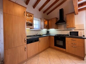 Fridge, microwave, dishwasher - PIKASSARIKO-BORDA - SARE (SARE)