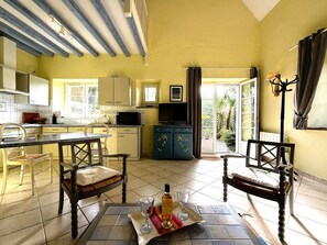 Refrigerador, microondas, lavavajillas